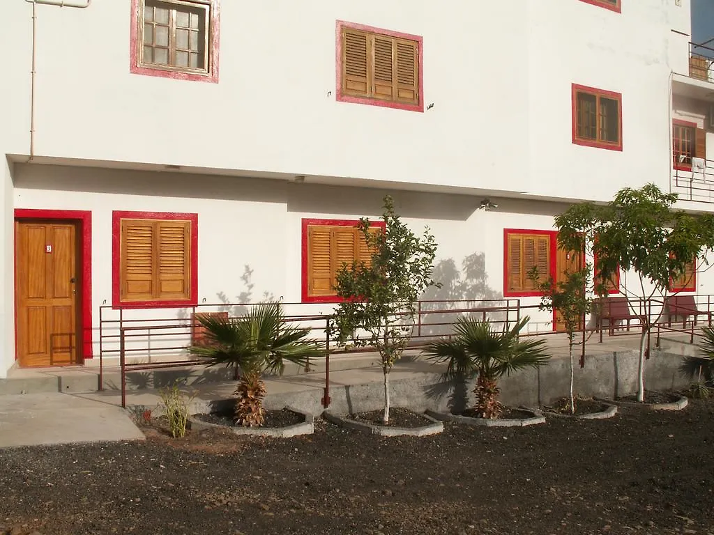 Edificio Magico Aparthotel Tarrafal